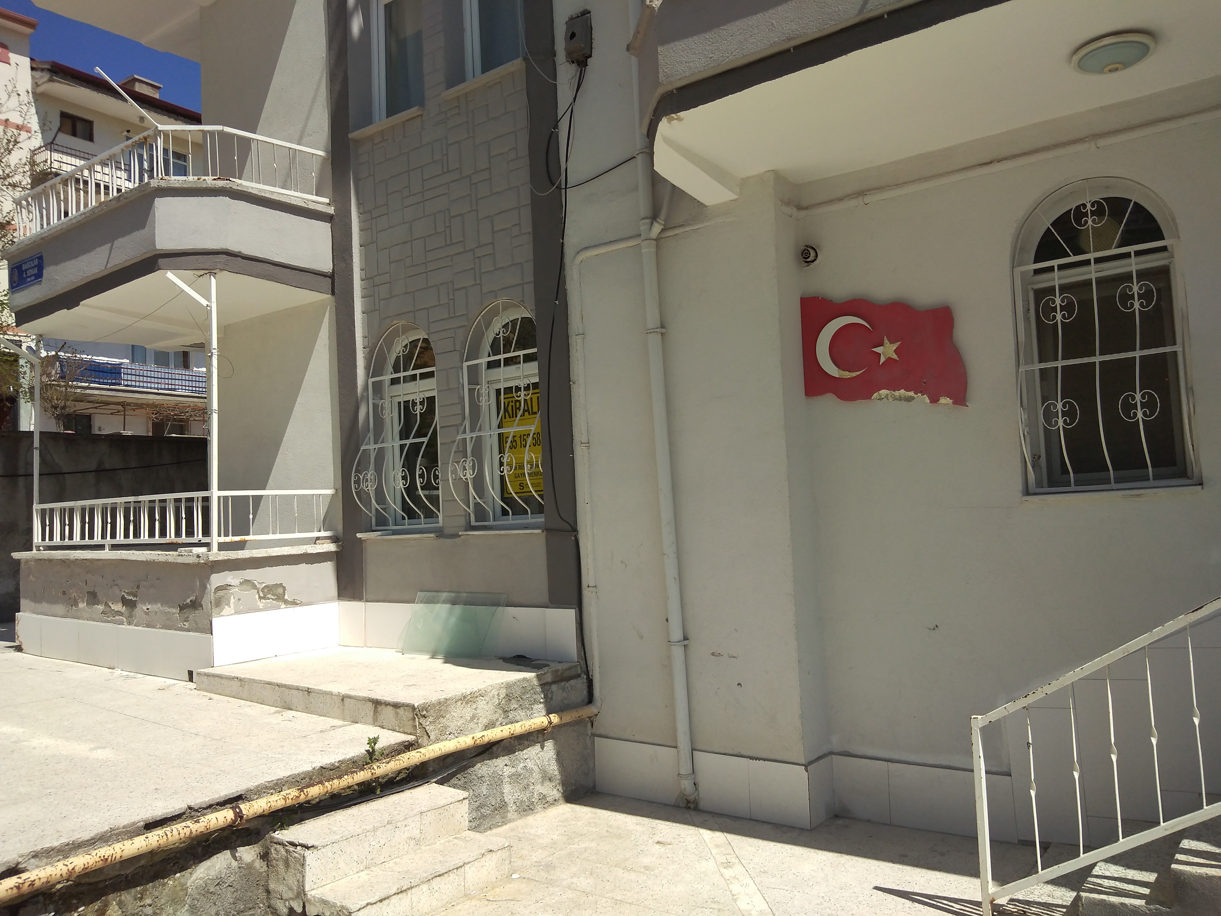 Cuma Pazarına Yakın Kiralık
